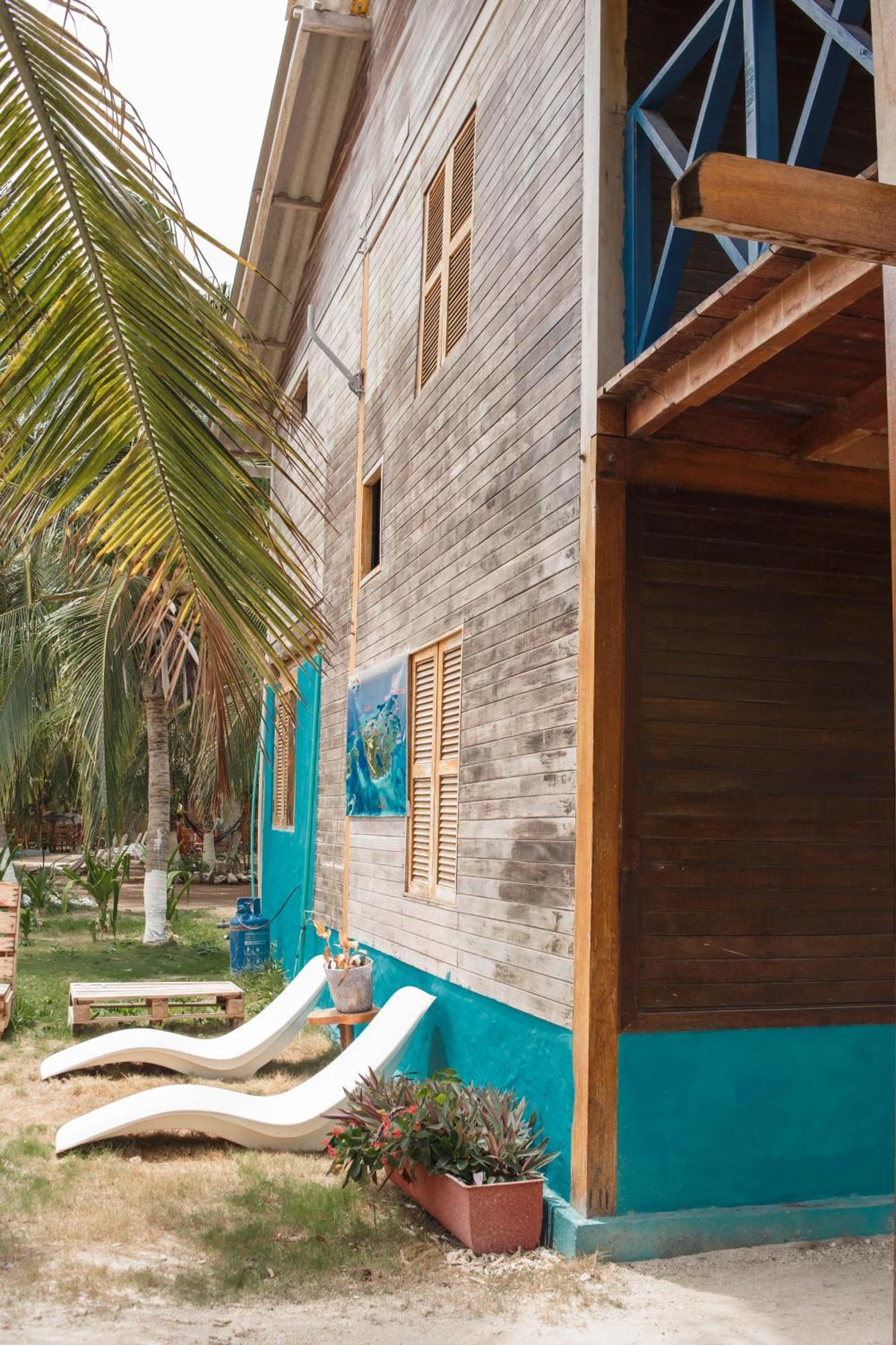 Вилла Isla Grande Eco-Hostal Экстерьер фото