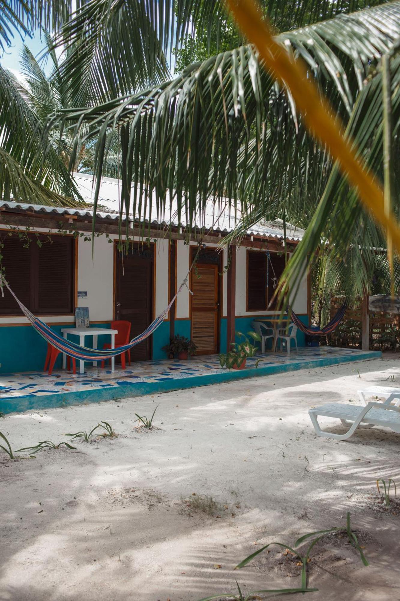 Вилла Isla Grande Eco-Hostal Экстерьер фото