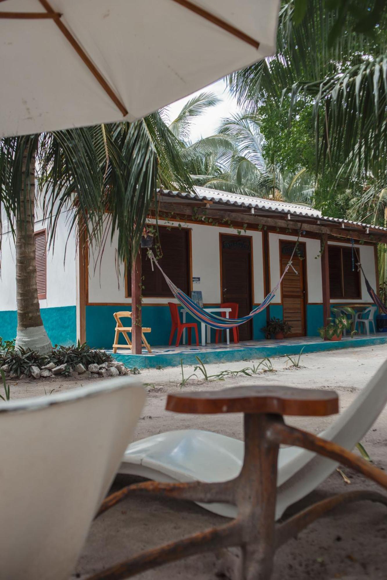 Вилла Isla Grande Eco-Hostal Экстерьер фото