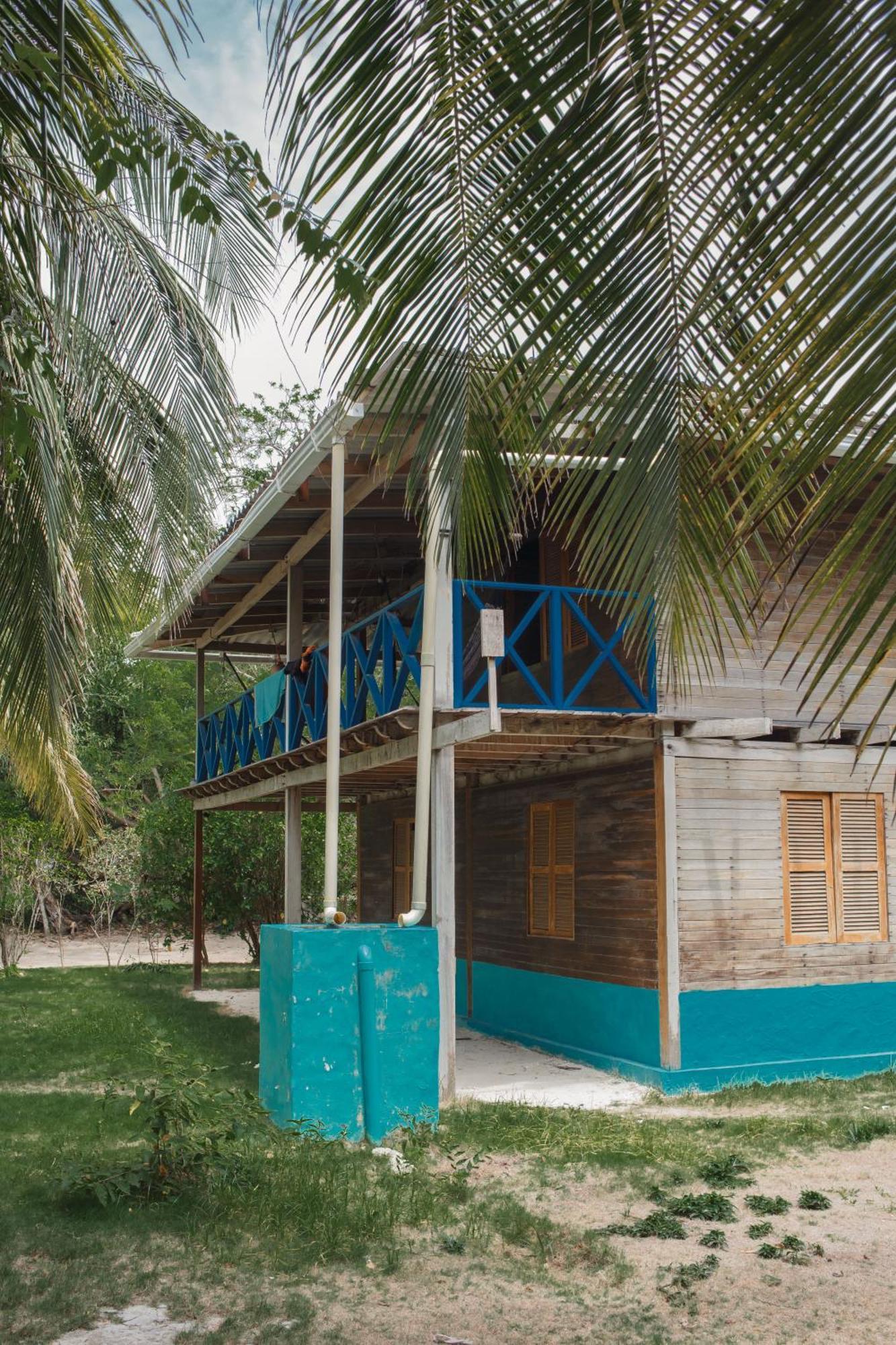 Вилла Isla Grande Eco-Hostal Экстерьер фото