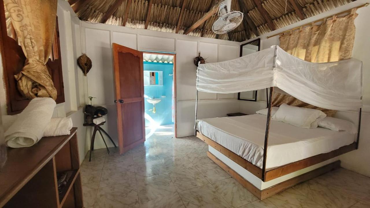 Вилла Isla Grande Eco-Hostal Номер фото