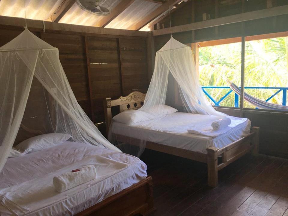 Вилла Isla Grande Eco-Hostal Экстерьер фото